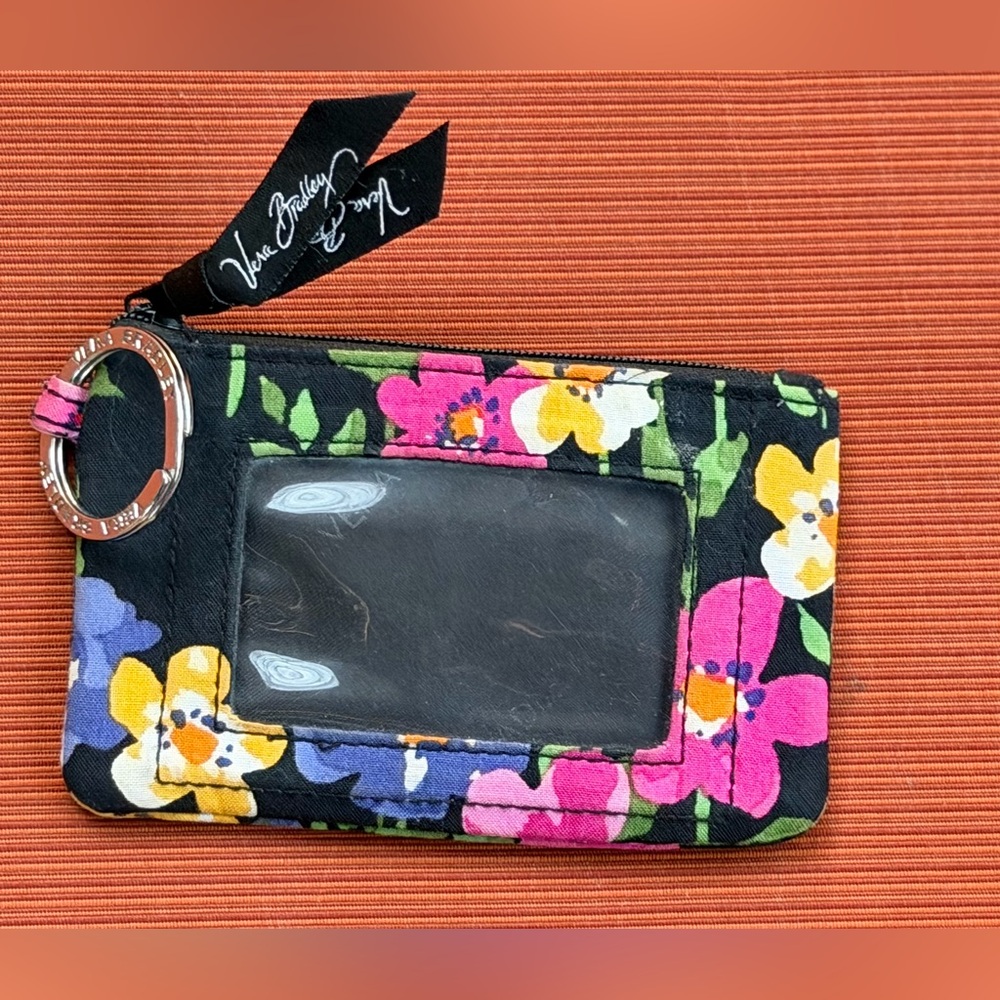 🦋 Vera Bradley Black Floral ID Holder & Lanyard